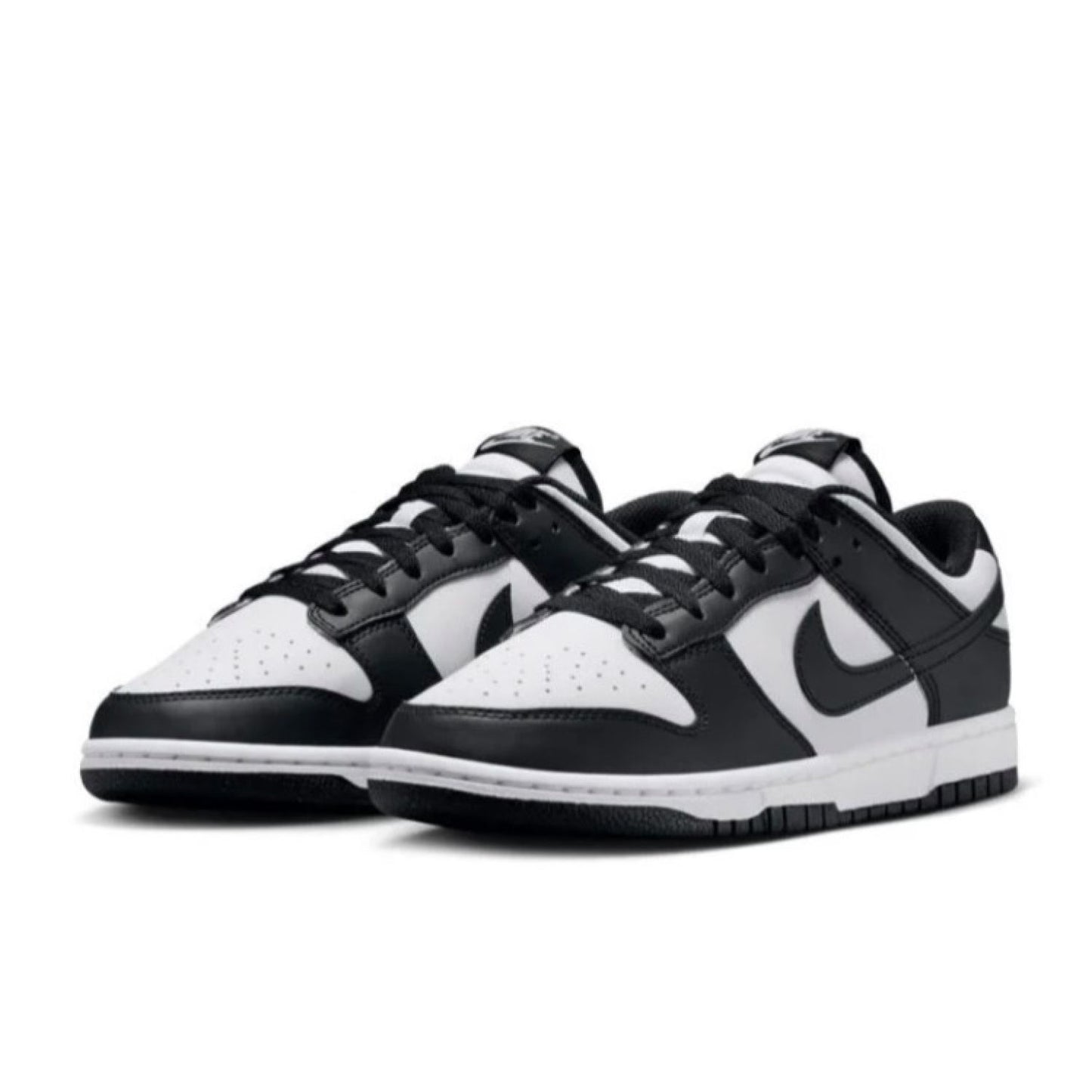 Men Nike Dunk Low – Black & White (“Panda”)